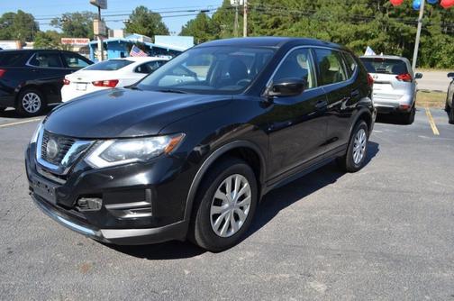 Magnetic Black 2018 Nissan Rogue S