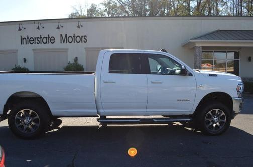 2020 RAM 3500 Big Horn Crew Cab 4x4 8' Box