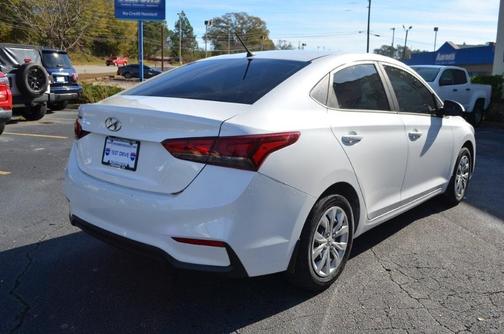 2020 Hyundai Accent SE
