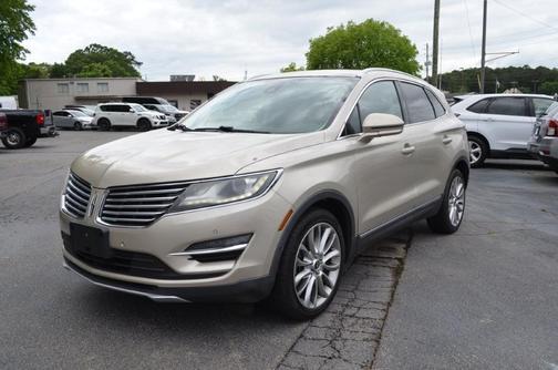 Palladium White Gold Metallic 2017 Lincoln MKC Reserve
