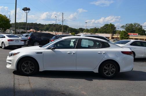 2017 Kia Optima LX Turbo