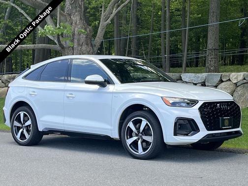 Glacier White Metallic 2023 Audi Q5 45 S line Premium Plus