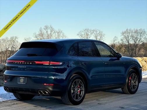 2024 Porsche Cayenne S