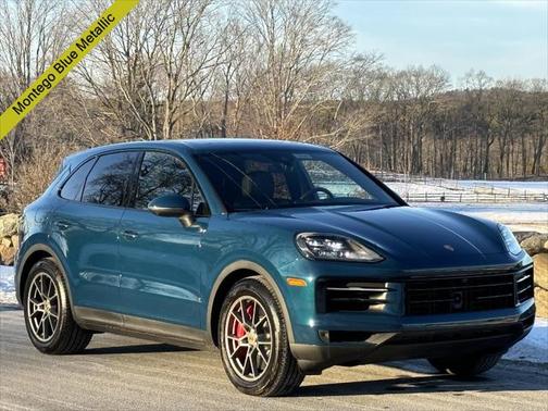 2024 Porsche Cayenne S