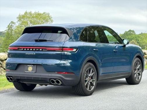 2024 Porsche Cayenne S