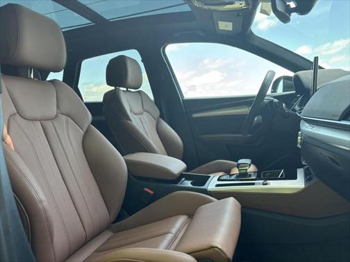 2024 Audi Q5 45 S line Premium Plus