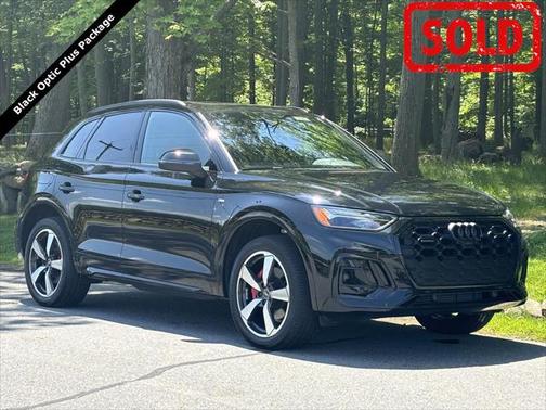 2024 Audi Q5 45 S line Premium Plus