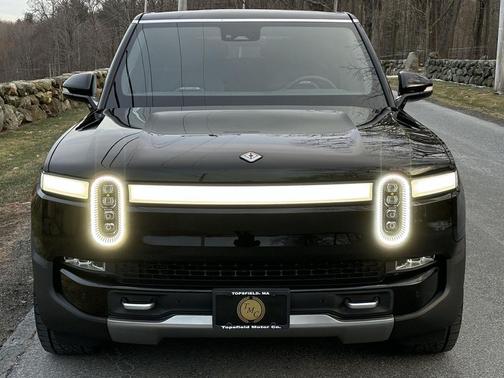 2022 Rivian R1S Launch Edition