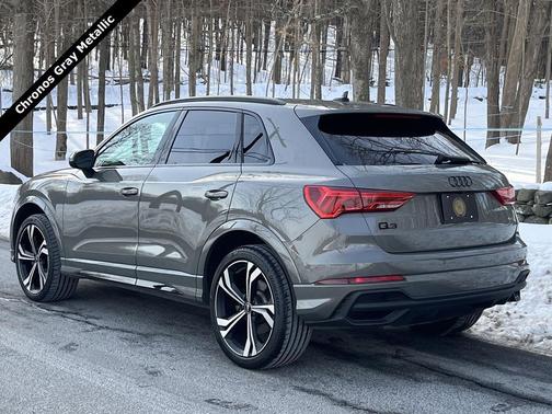 2023 Audi Q3 45 S line Premium Plus