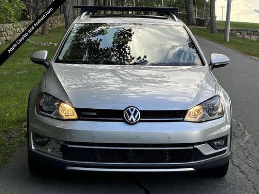 2017 Volkswagen Golf Alltrack TSI SE