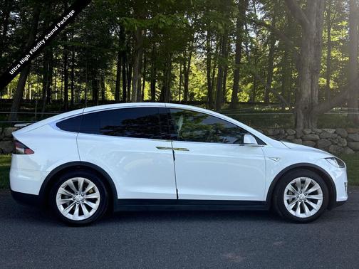 Solid White 2016 Tesla Model X 90D