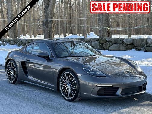 2022 Porsche 718 Cayman S