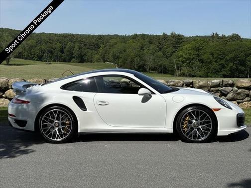 2014 Porsche 911 Turbo S