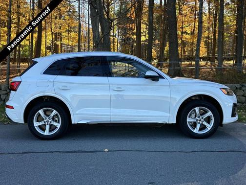 2023 Audi Q5 40 Premium