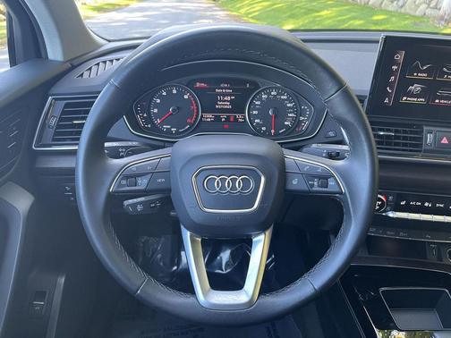 2023 Audi Q5 40 Premium