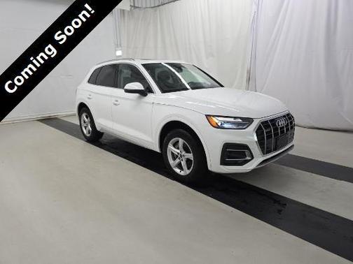2023 Audi Q5 40 Premium