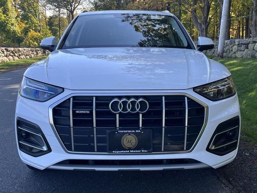 2023 Audi Q5 40 Premium