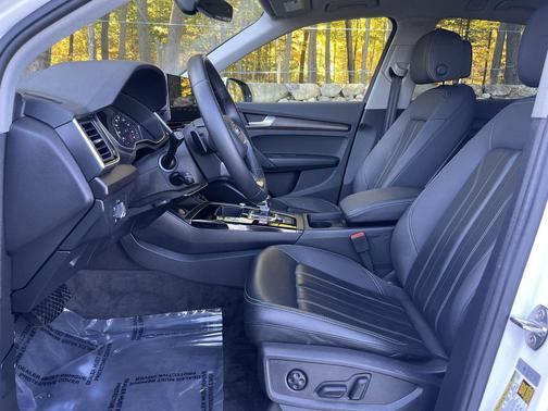 2023 Audi Q5 40 Premium