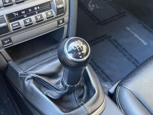 2005 Porsche 911 Carrera