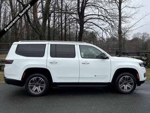 Bright White Clearcoat 2024 Jeep Wagoneer Series I 4x4