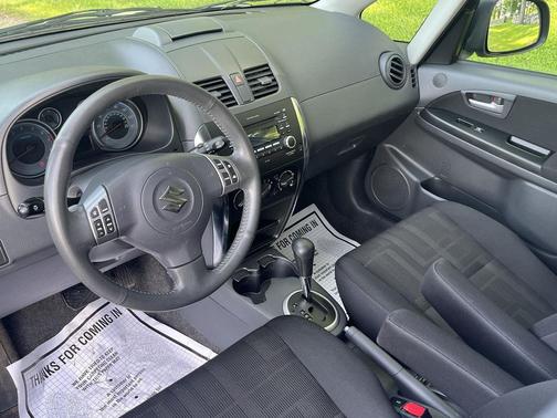Quicksilver Metallic 2012 Suzuki SX4 Premium