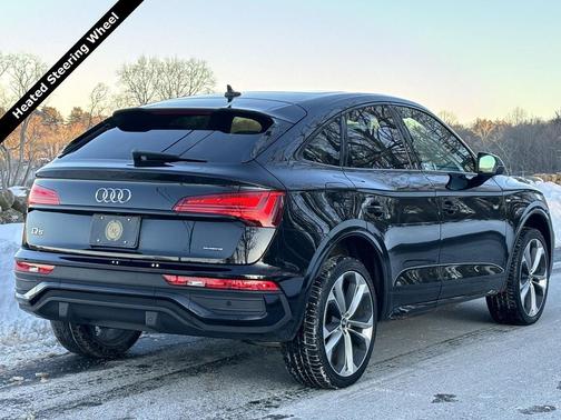 2022 Audi Q5 45 S line Premium Plus