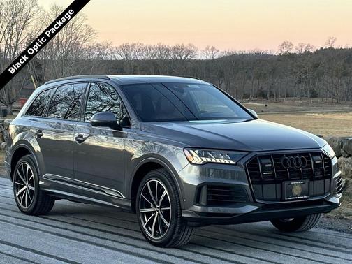 2023 Audi Q7 55 Premium Plus