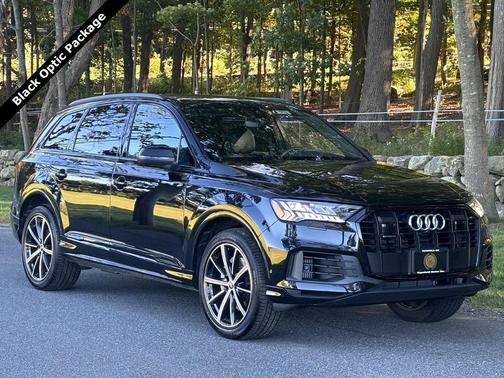 2024 Audi Q7 55 Premium Plus