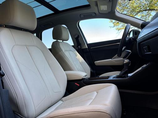 2023 Audi Q3 Premium 45 TFSI S line quattro Tiptronic