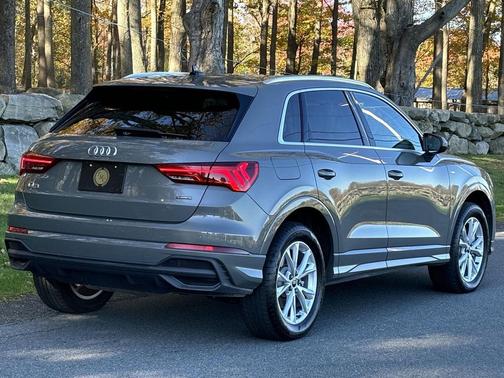 2023 Audi Q3 Premium 45 TFSI S line quattro Tiptronic