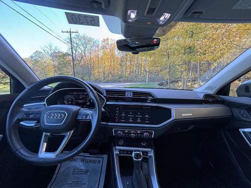 2023 Audi Q3 Premium 45 TFSI S line quattro Tiptronic