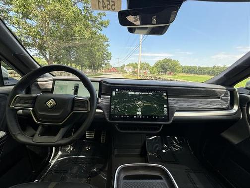 2022 Rivian R1T Adventure