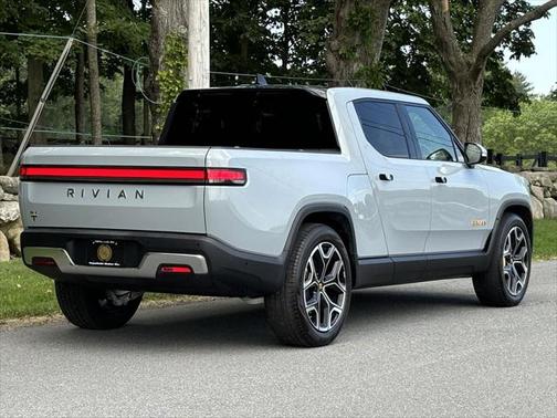 2022 Rivian R1T Adventure