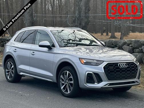 2022 Audi Q5 45 S line Premium Plus