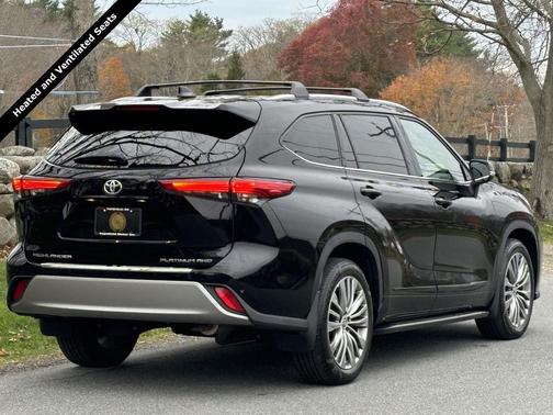 2021 Toyota Highlander Platinum