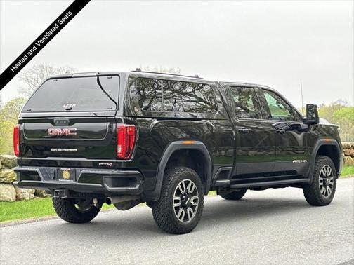 2022 GMC Sierra 2500 AT4
