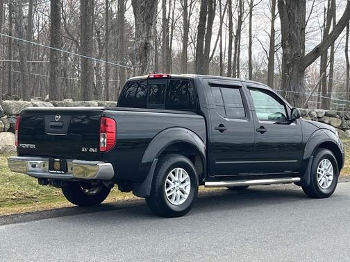 Magnetic Black 2017 Nissan Frontier SV