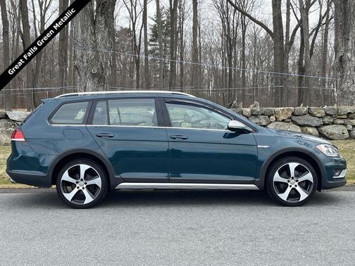 2019 Volkswagen Golf Alltrack TSI S