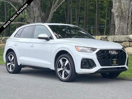 2023 Audi Q5 45 S line Premium Plus
