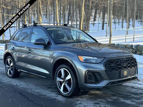 2022 Audi Q5 45 S line Premium Plus