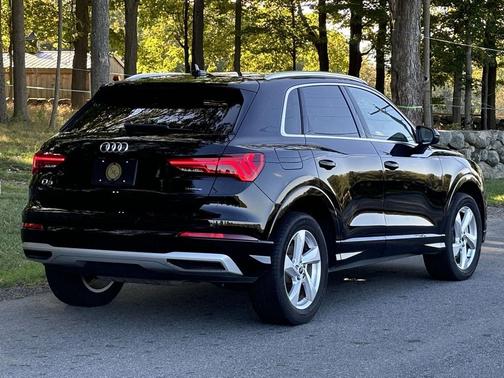 2022 Audi Q3 40 Premium Plus