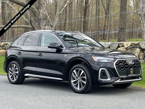 Mythos Black Metallic 2023 Audi Q5 45 S line Premium Plus