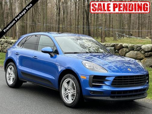 Sapphire Blue Metallic 2019 Porsche Macan Macan