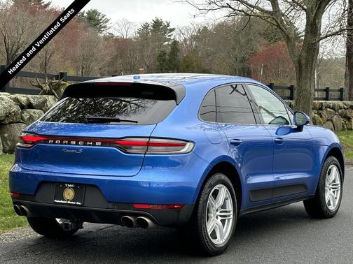 Sapphire Blue Metallic 2019 Porsche Macan Macan