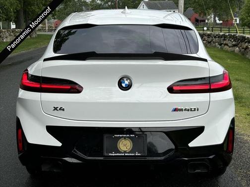 2023 BMW X4 M40i