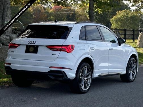 2023 Audi Q3 45 S line Premium Plus