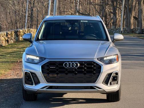 2023 Audi Q5 45 S line Premium Plus