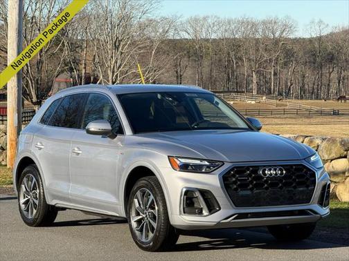 2023 Audi Q5 45 S line Premium Plus