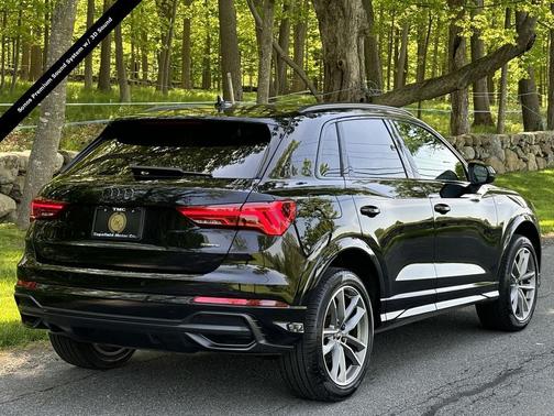 Mythos Black Metallic 2022 Audi Q3 45 S line Premium Plus