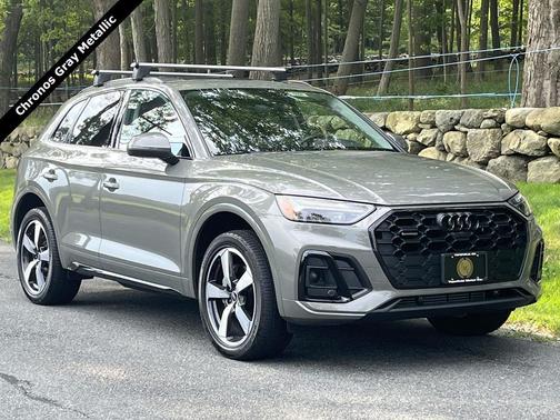 2023 Audi Q5 45 S line Premium Plus